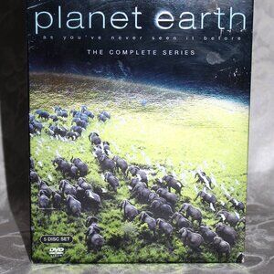 BBC Planet Earth DVD Box Set - 5 Discs